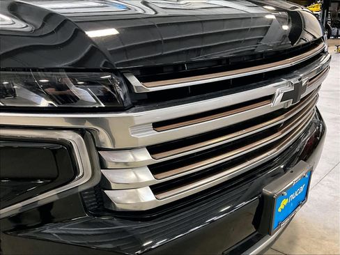 Used 2021 Chevrolet Tahoe High Country image 33