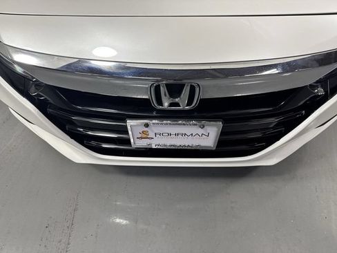 Used 2018 Honda Accord LX image 25
