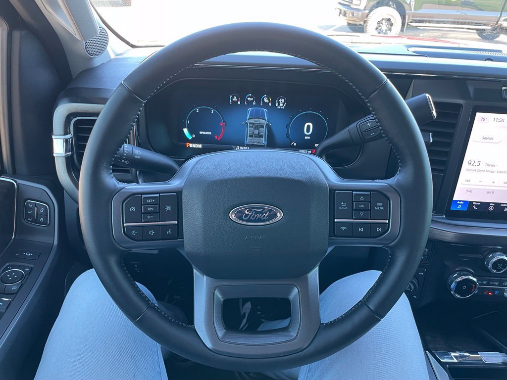 Used 2023 Ford F250 Lariat w/ Tremor Off-Road Package AWD/4WD image 28