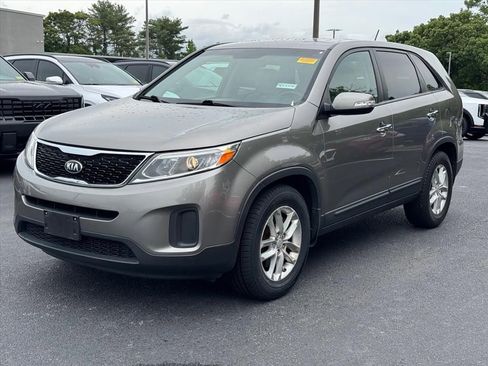 Used 2014 Kia Sorento LX FWD image 7