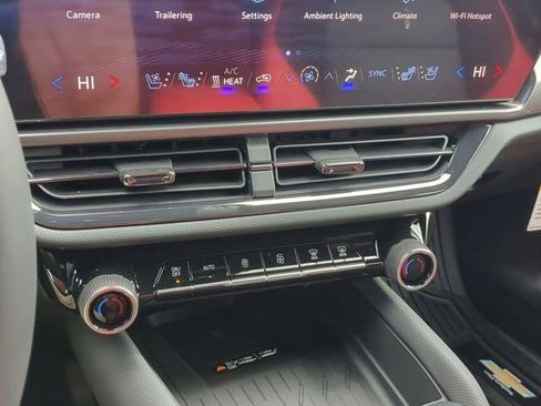 New 2026 Chevrolet Equinox EV RS image 33