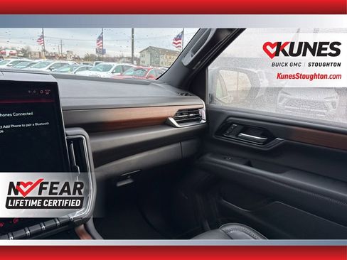Used 2025 GMC Yukon Denali image 38