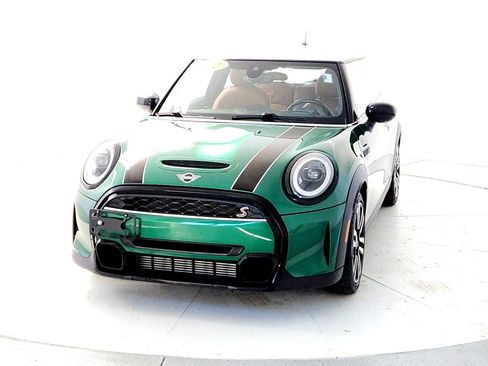 Used 2022 MINI Cooper S image 2