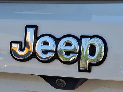 Certified 2022 Jeep Renegade Limited AWD/4WD image 29