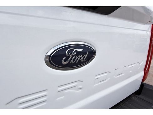 Used 2025 Ford F250 XLT w/ FX4 Off-Road Package AWD/4WD image 27