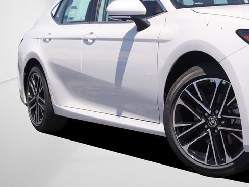 New 2026 Toyota Camry XLE AWD/4WD image 3