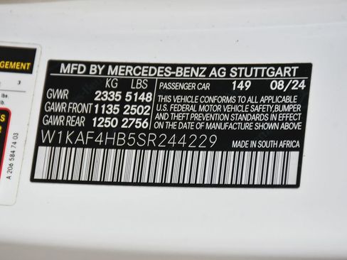 Used 2025 Mercedes-Benz C 300 4MATIC Sedan image 19