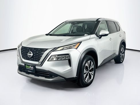 Used 2022 Nissan Rogue SV AWD/4WD image 3
