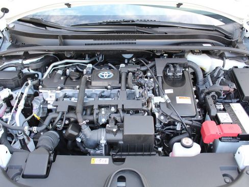 Used 2022 Toyota Corolla LE FWD image 32