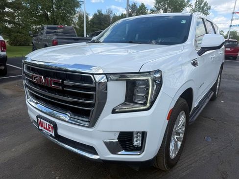 Used 2024 GMC Yukon SLT AWD/4WD image 10