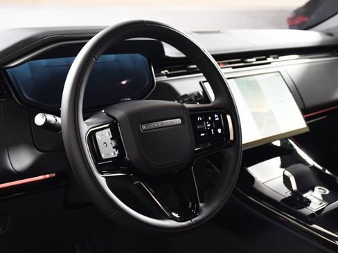 Used 2026 Land Rover Range Rover Sport Dynamic SE image 13