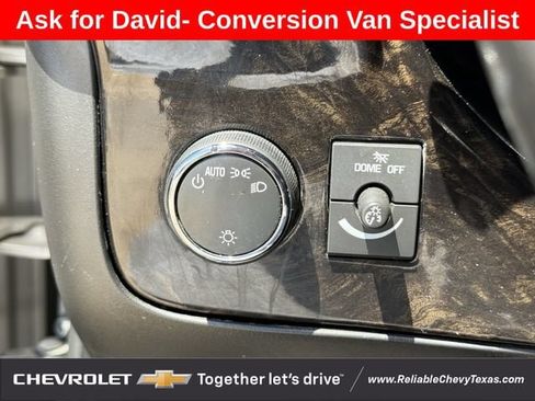 Used 2020 GMC Savana 2500 Extended w/ Enhanced Convenience Package RWD image 26