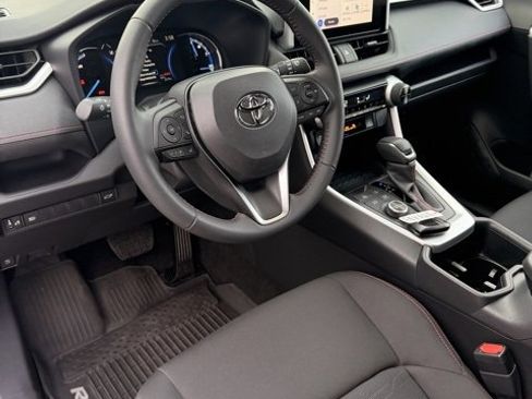 Certified 2025 Toyota RAV4 SE image 8