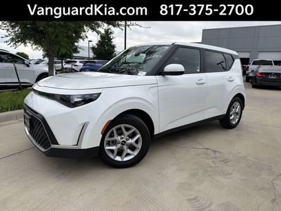 Certified 2025 Kia Soul LX