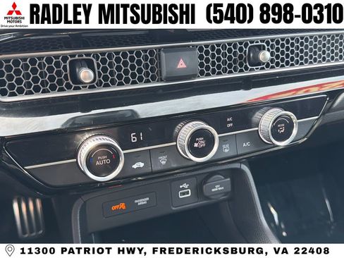Used 2023 Honda Civic Sport image 9