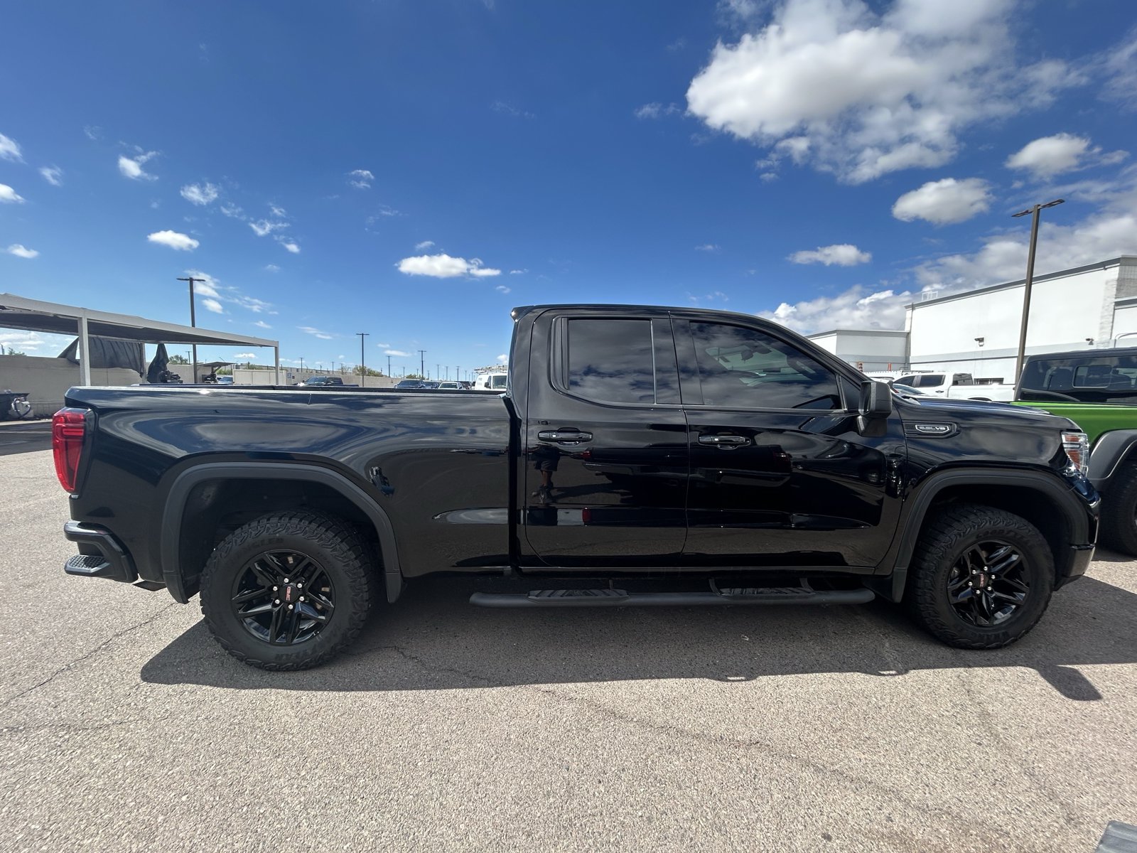 Used 2021 GMC Sierra 1500 Elevation RWD image 9