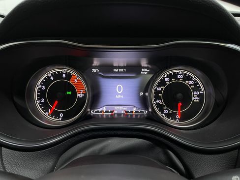 Used 2020 Jeep Cherokee Limited w/ Technology Group AWD/4WD image 23