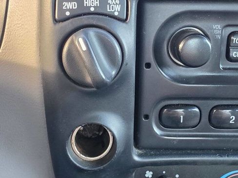 Used 2000 Ford Ranger XLT image 13