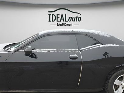 Used 2013 Dodge Challenger SXT