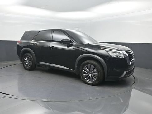 Used 2023 Nissan Pathfinder S FWD image 35
