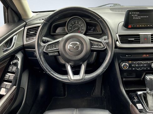 Used 2017 MAZDA MAZDA3 Touring image 5