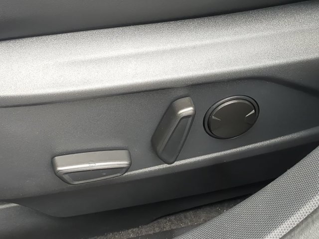 Used 2023 Ford Mustang Mach-E Premium RWD image 21