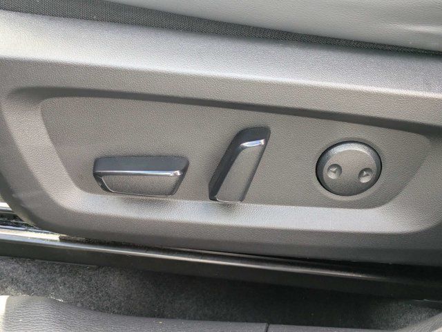 Used 2025 Mitsubishi Outlander SE FWD image 21