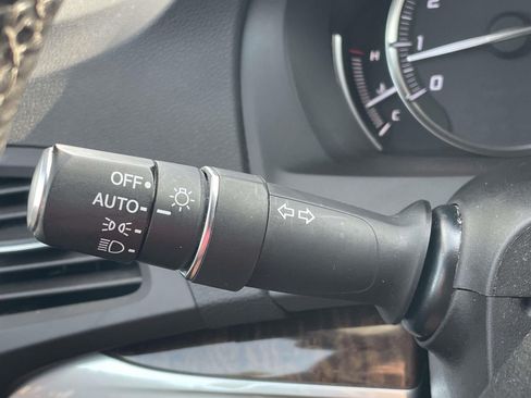 Used 2017 Acura MDX SH-AWD image 24