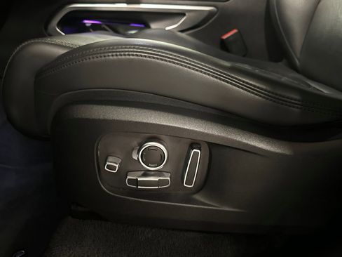 Used 2023 Jaguar F-PACE S image 17