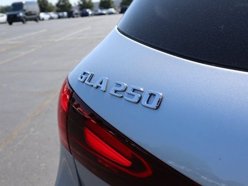 New 2026 Mercedes-Benz GLA 250 4MATIC image 7