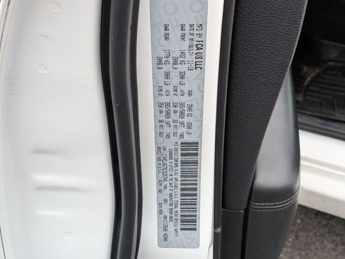 Used 2019 Dodge Durango SXT AWD/4WD image 12