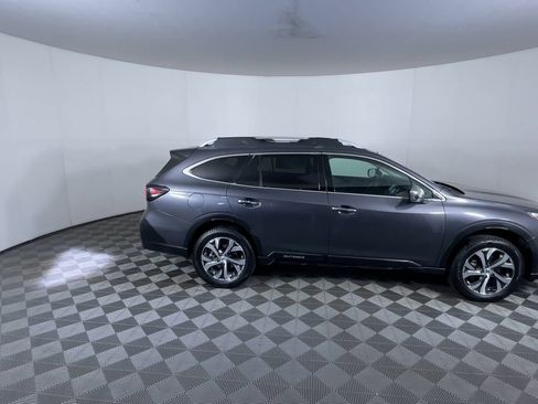Used 2022 Subaru Outback Touring w/ Tech Package 2 AWD/4WD image 9