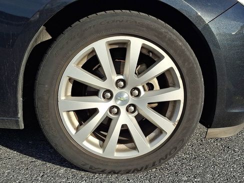 Used 2015 Chevrolet Malibu LT image 9