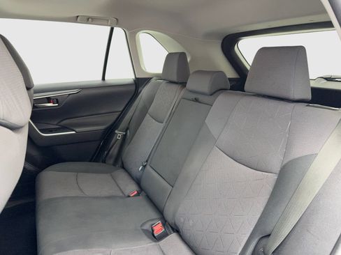 Used 2019 Toyota RAV4 XLE FWD image 36