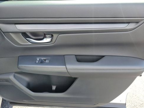 Certified 2024 Honda CR-V EX image 8