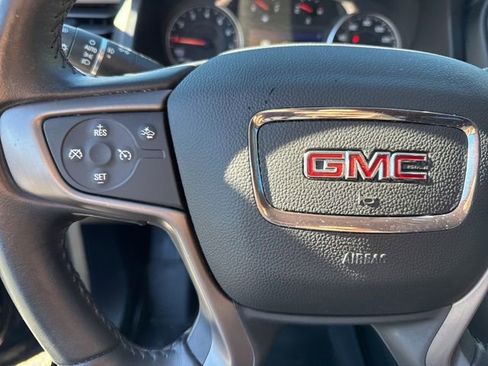 Used 2021 GMC Acadia AT4 image 29