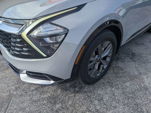 Used 2023 Kia Sportage SX image 8