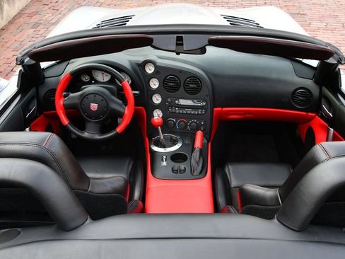 Used 2005 Dodge Viper SRT-10 w/ Mamba Edition Group RWD image 55