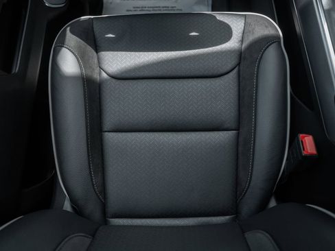 New 2026 RAM 1500 Laramie AWD/4WD image 35