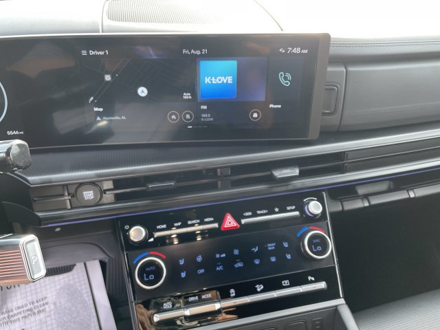 Used 2025 Hyundai Santa Fe Calligraphy FWD image 20