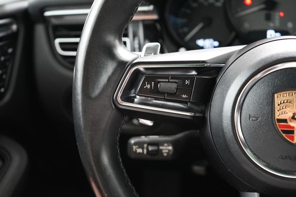 Used 2023 Porsche Macan S AWD/4WD image 19