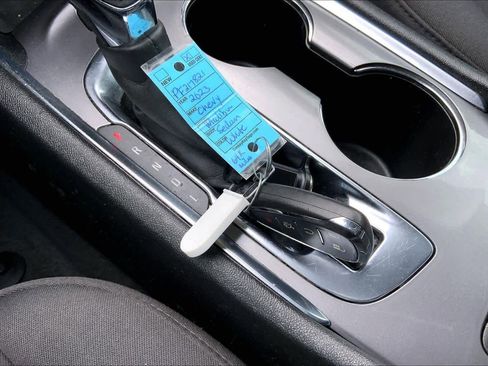 Used 2023 Chevrolet Malibu LT FWD image 14