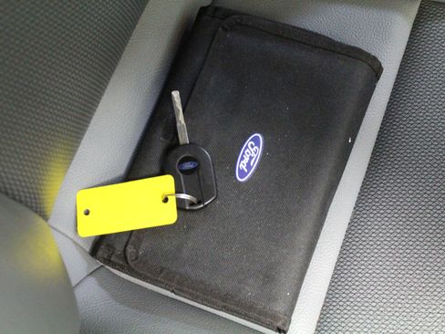 Used 2016 Ford Transit Connect XL image 20