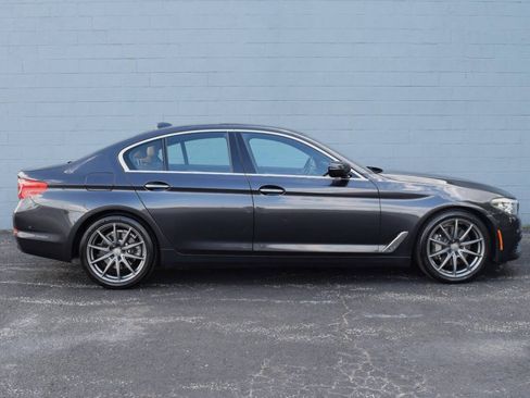 Used 2017 BMW 530i xDrive AWD/4WD image 12