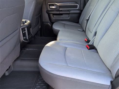 Used 2024 RAM 3500 Big Horn image 21