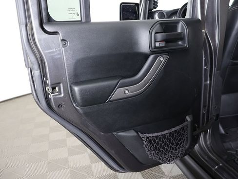 Used 2018 Jeep Wrangler Unlimited Sport AWD/4WD image 18