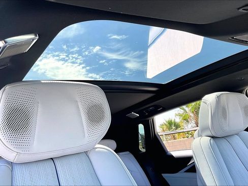 New 2026 Cadillac Lyriq Premium Luxury w/ LPO, Floor Liner Package AWD/4WD image 18