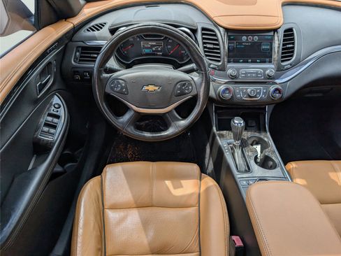 Used 2014 Chevrolet Impala LTZ FWD image 13