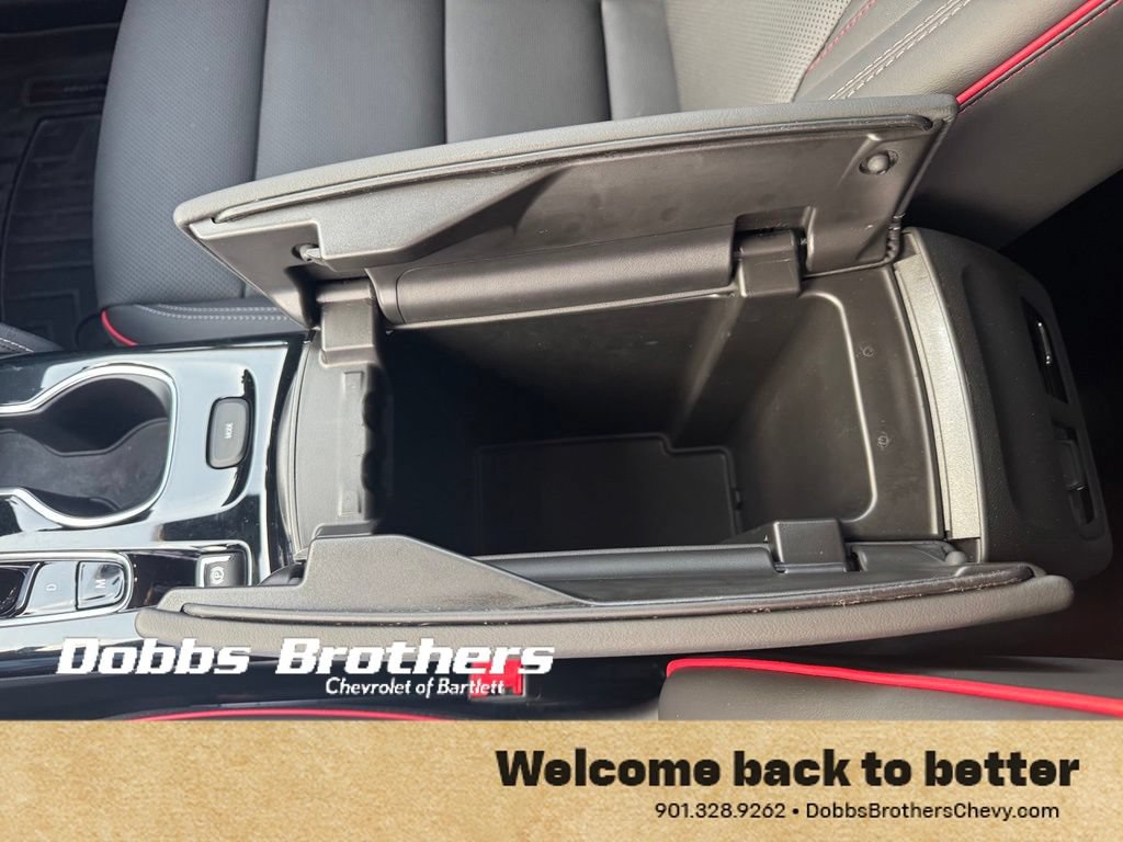 Used 2023 Buick Envision Essence w/ Sport Touring Package FWD image 25