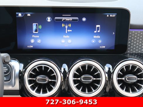 Certified 2025 Mercedes-Benz GLB 250 image 3
